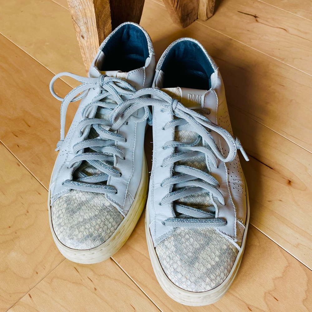 P448 Sneakers Women’s Size 9 (39)